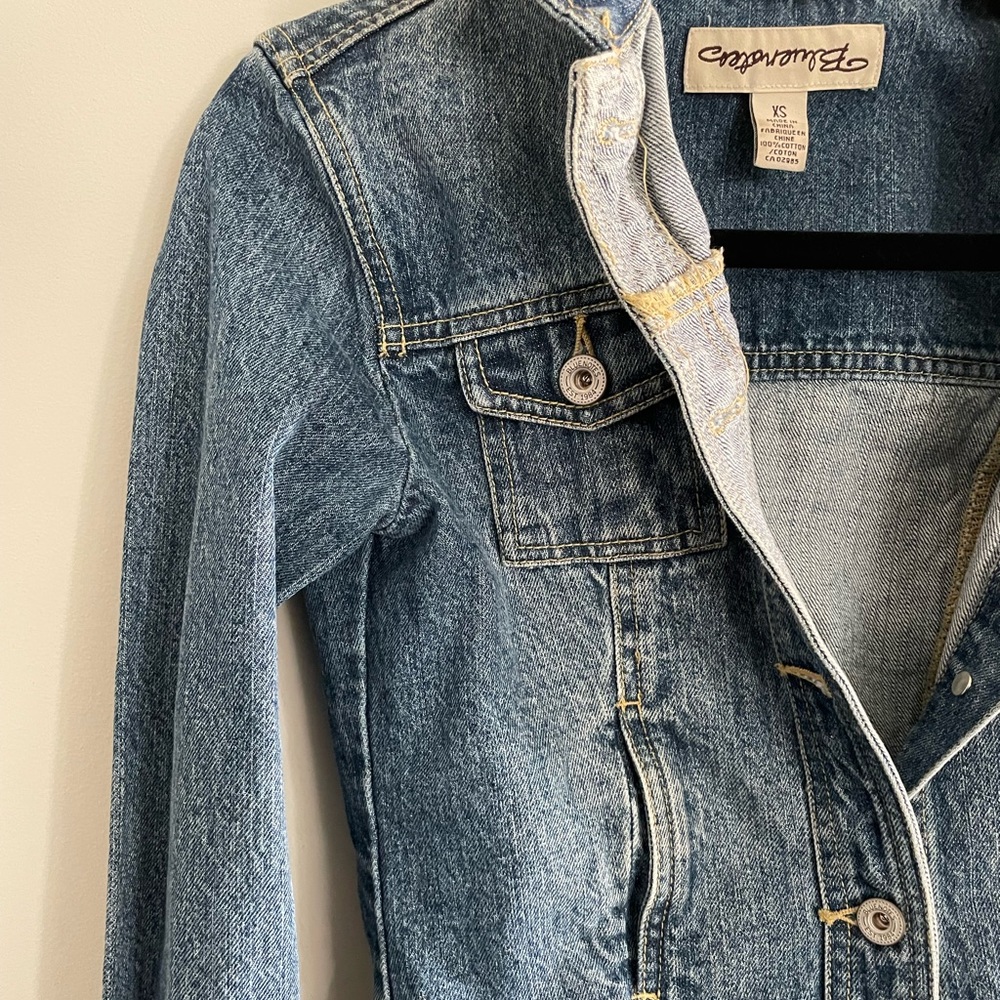 Jean Jacket - Picture 3 of 11
